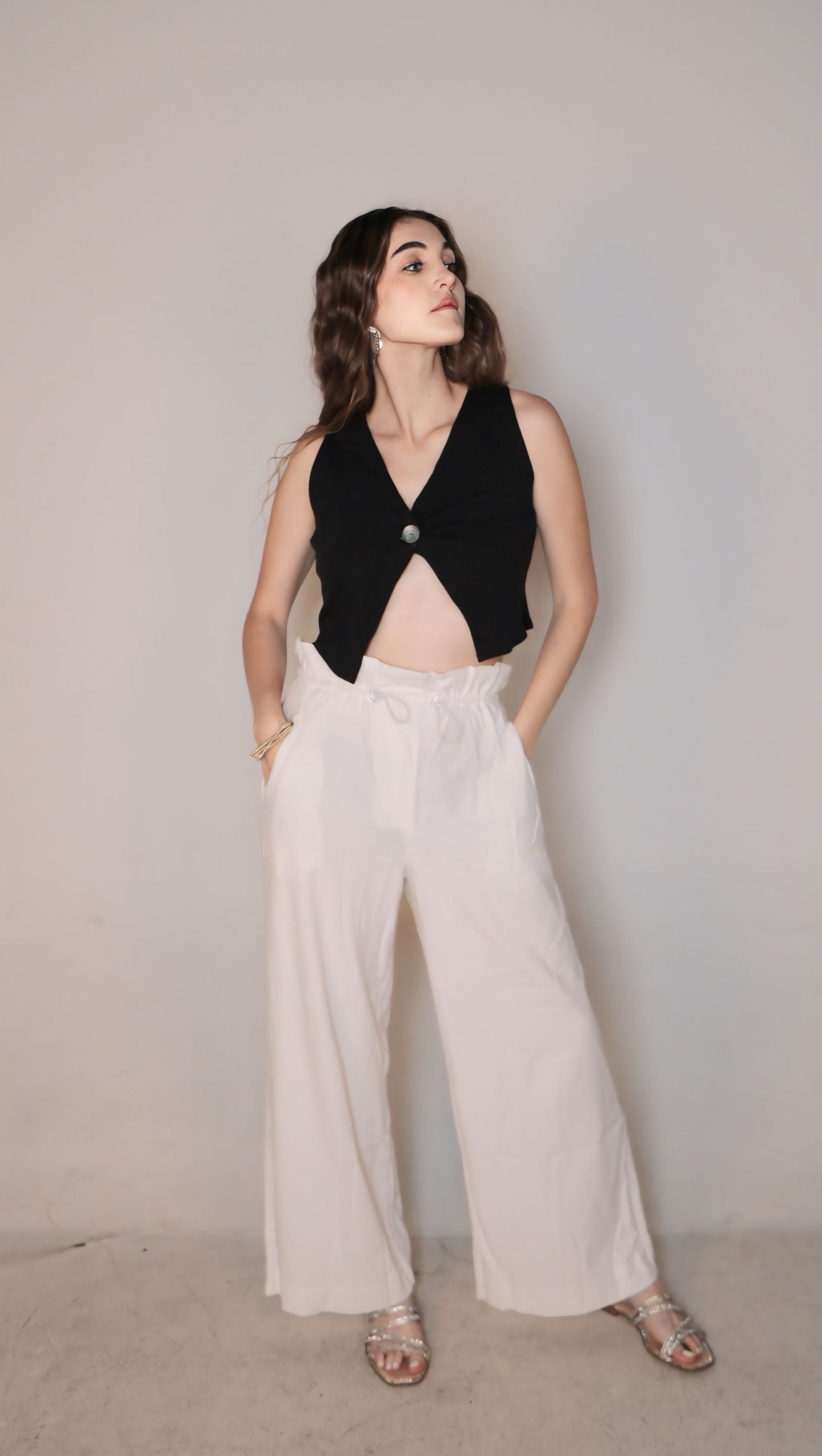 PANTALON LINO ARENA Imagen principal del producto