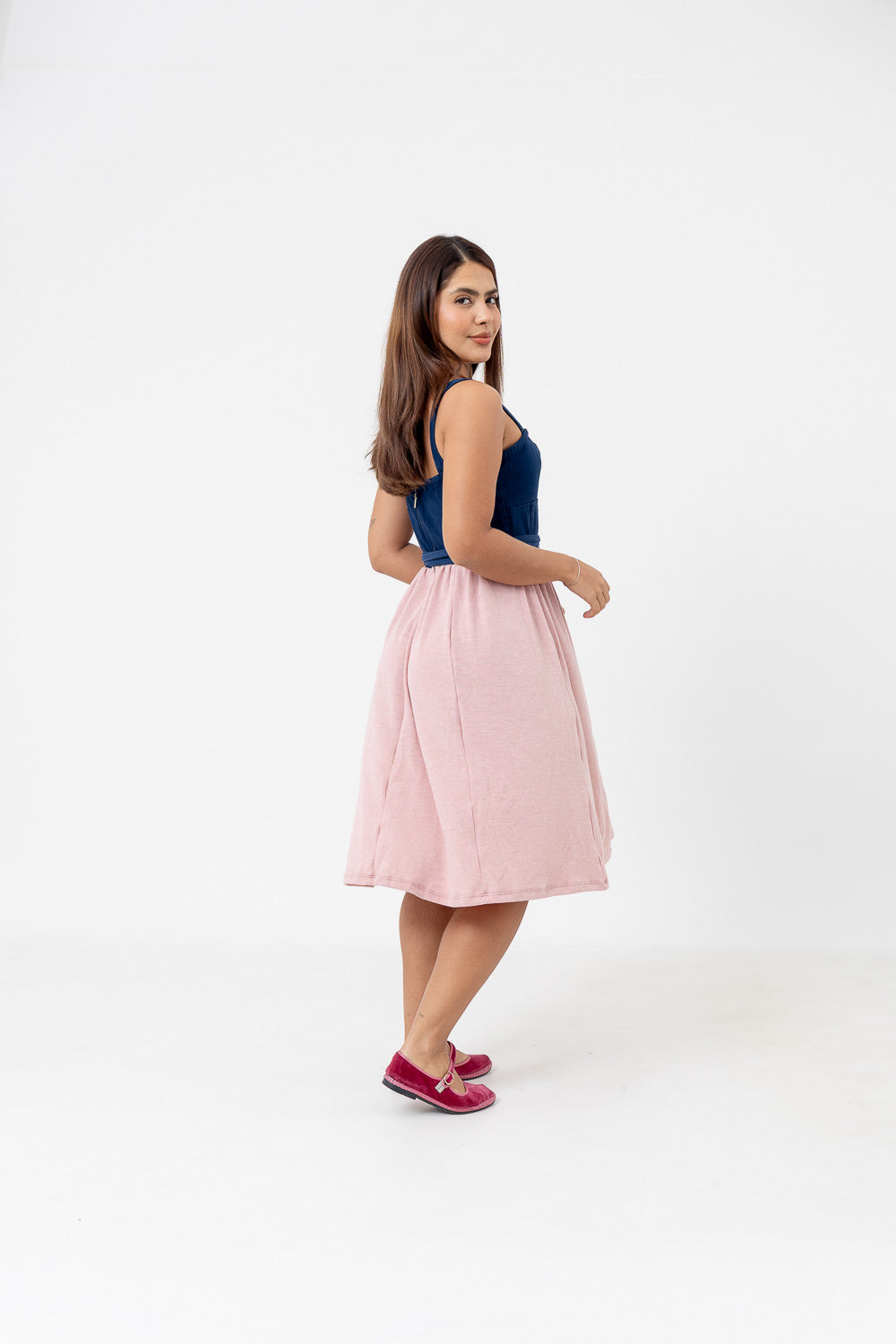VESTIDO VERMUT ROSADO Imagen secundaria del producto